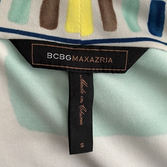 BCBGMaxAzria V-neck Empire Waist Blouse - Picture 8 of 10